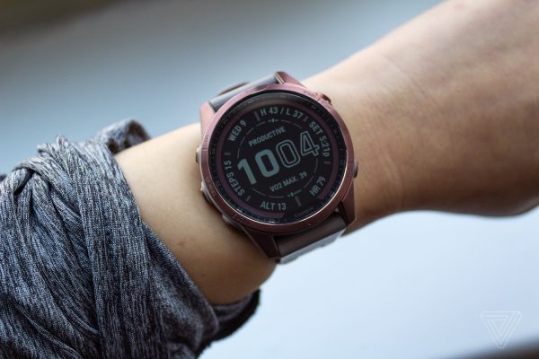 Garmin' Fenix 7S Sapphire Solar review: making the case for ...