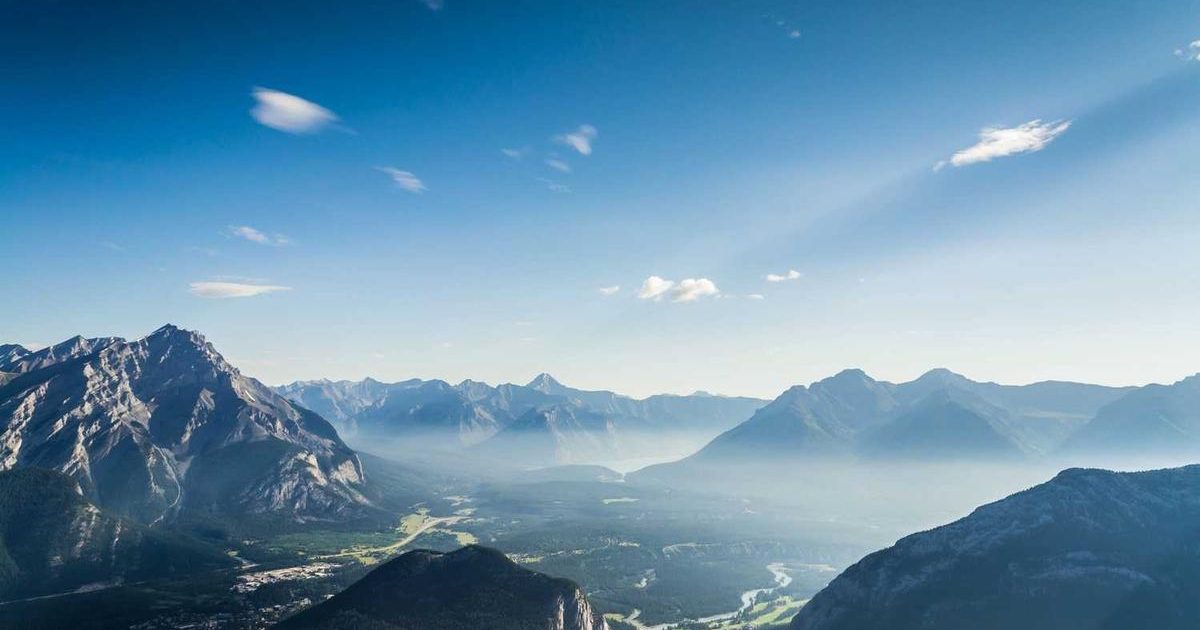 Image générique pour: montagne enneiné amînisme